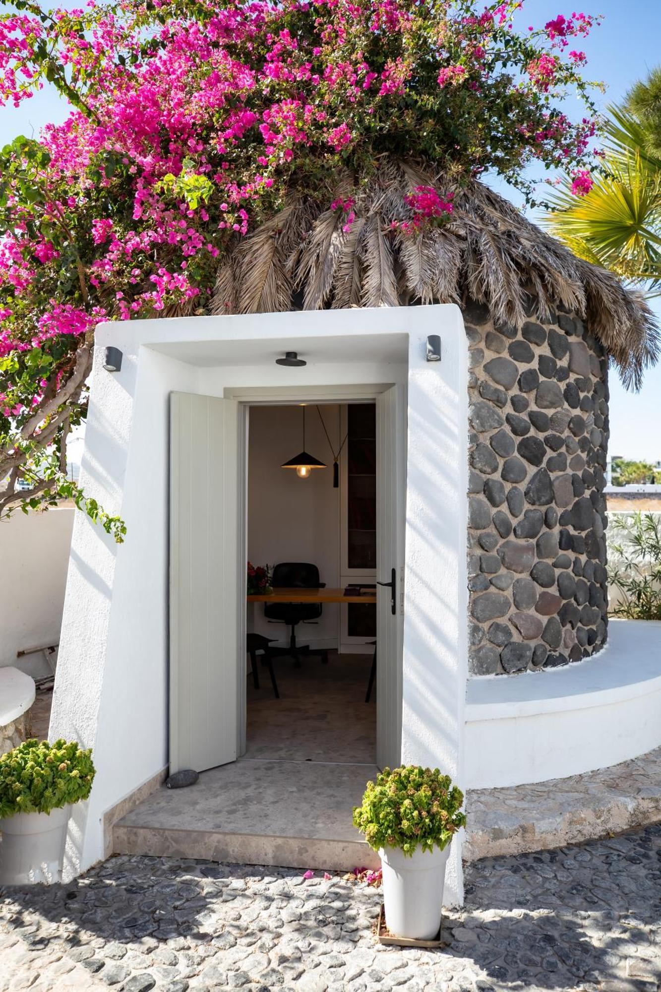 Louis Studios Santorini Kamári Esterno foto