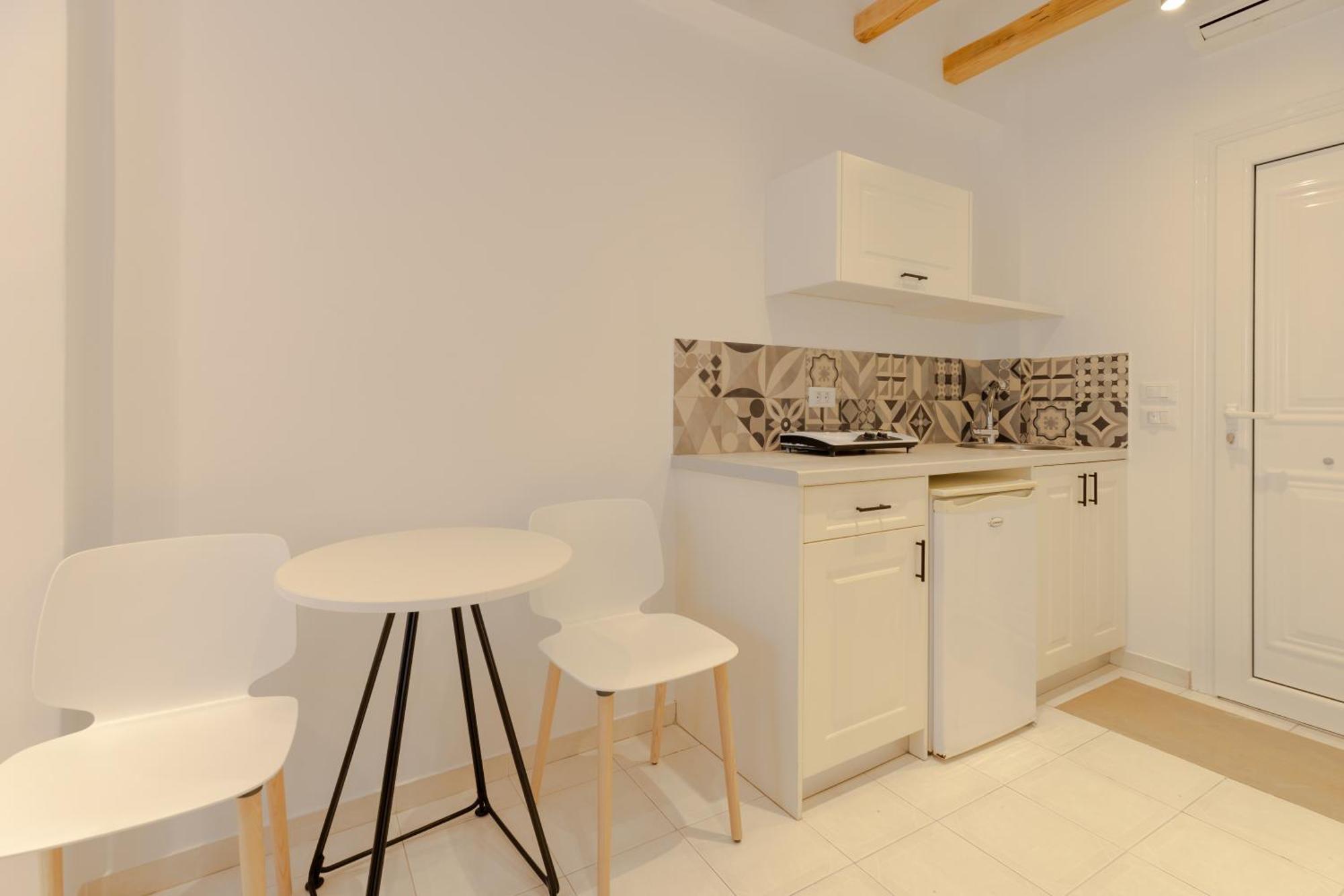 Louis Studios Santorini Kamári Esterno foto