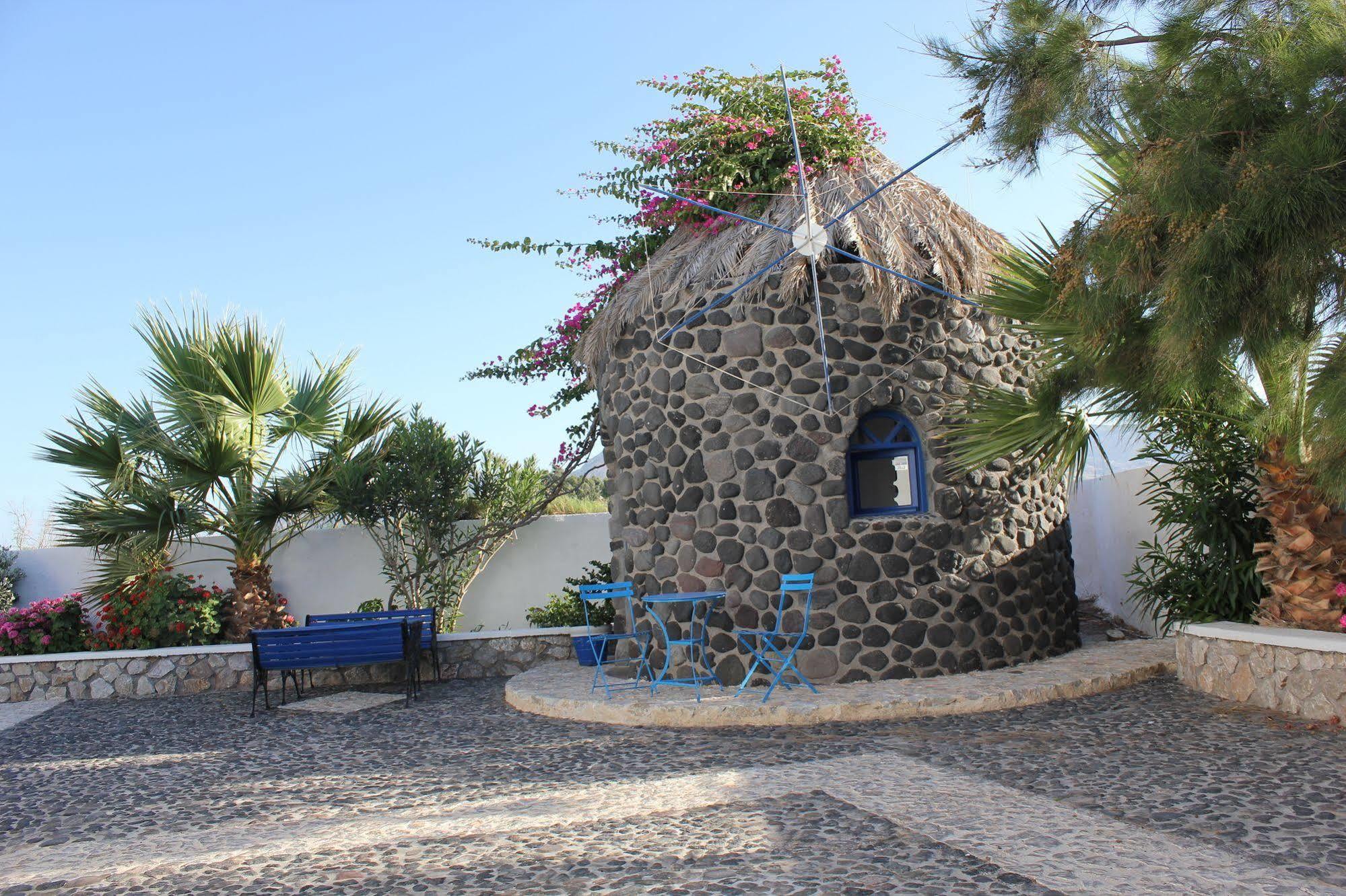 Louis Studios Santorini Kamári Esterno foto