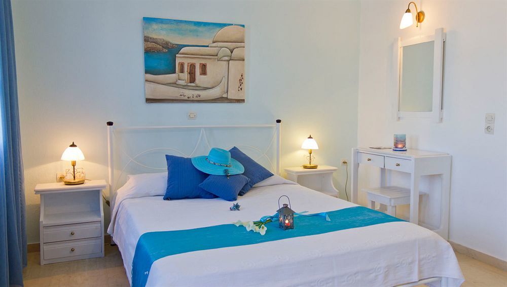 Louis Studios Santorini Kamári Esterno foto