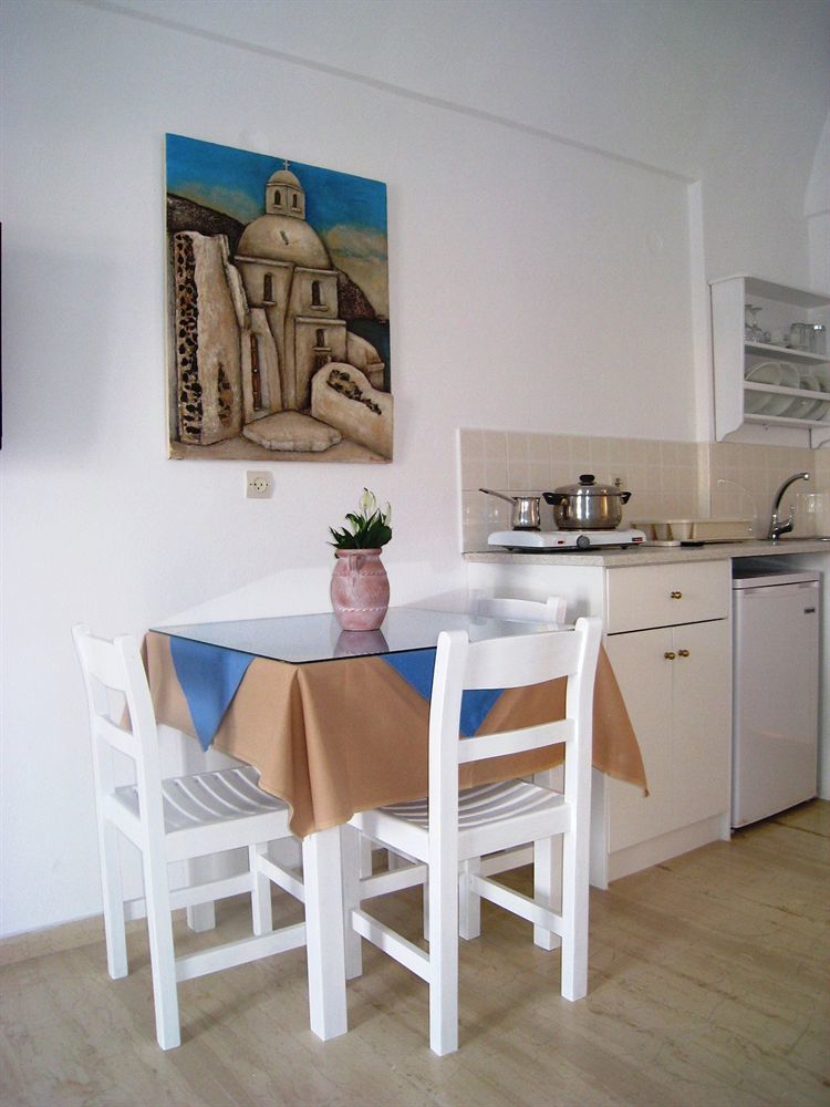 Louis Studios Santorini Kamári Esterno foto